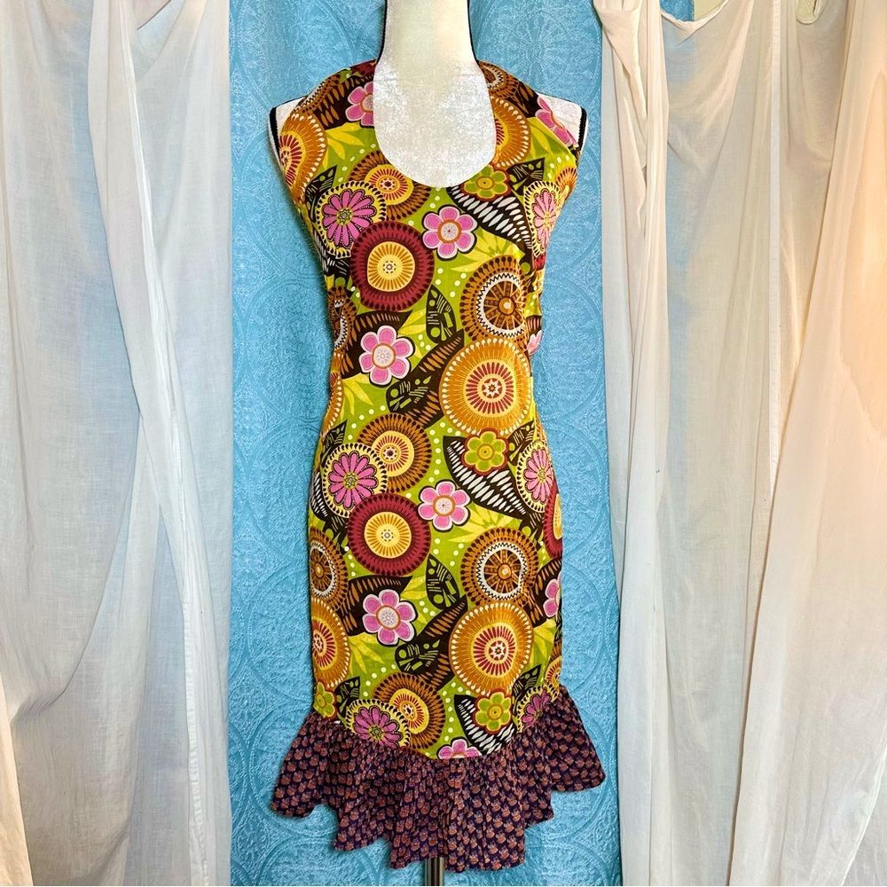 🌟 Pier 1 Imports Funky Floral Print Full Hostess Apron